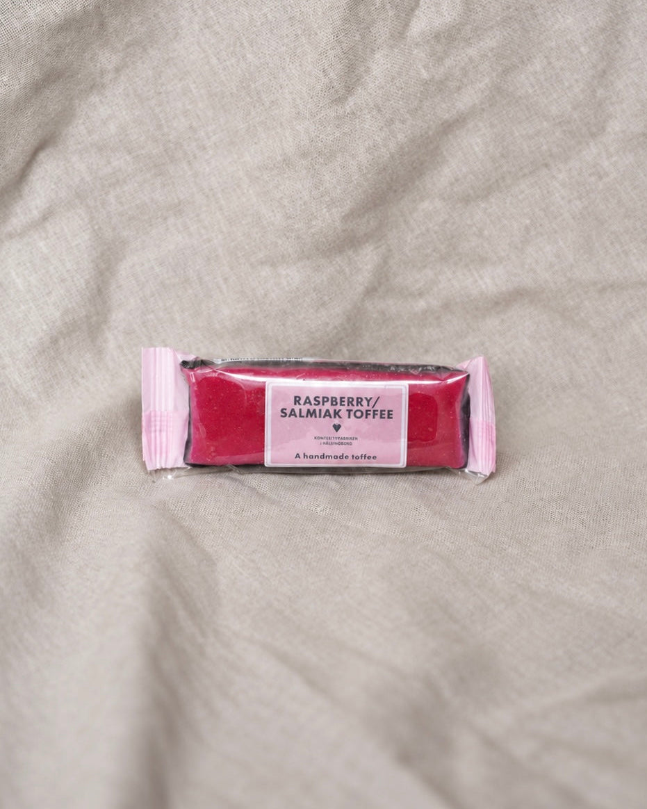 Konfektyrfabriken Lakritskola Hallon & salt 45g